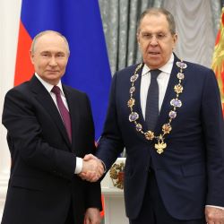 Нам надо учиться